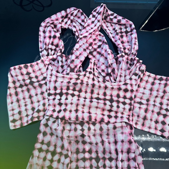 Chic Couture Pink Gingham Halter Jumpsuit - Picture 2 of 7